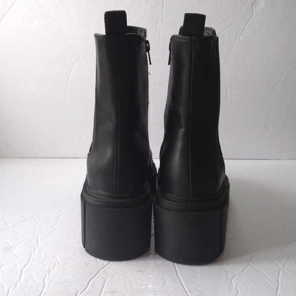Wild fable black chunky soles women's boots - Picture 3 of 9